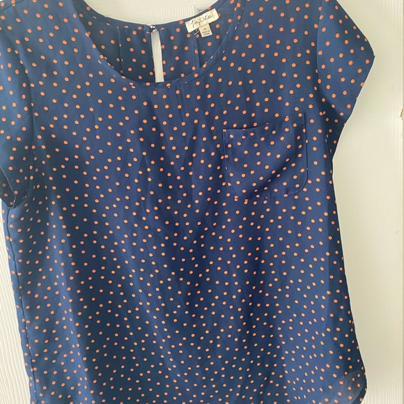 polka dot blouse - Picture 5 of 6